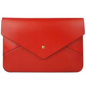 STUNNING RED CLUTCH