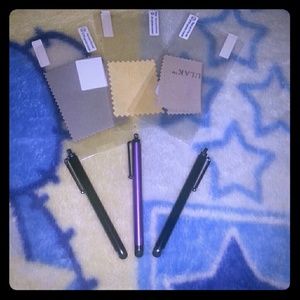 Not selling!Get as free gifts if yu buy phone case