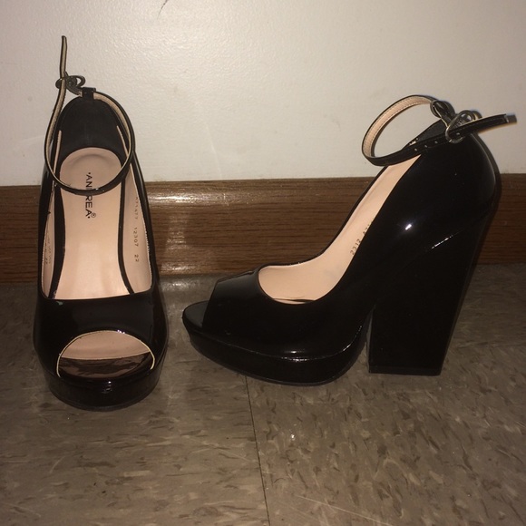 Wedged heels