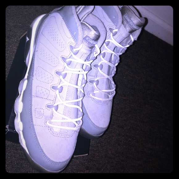 Retro 9 Authentic Jordan's