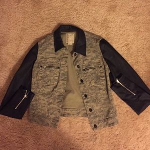 Camo Guess Jacket
