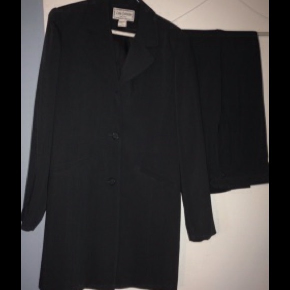 Pant suit