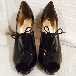 REPORT Signature Black Patent Peep Toe Pumps