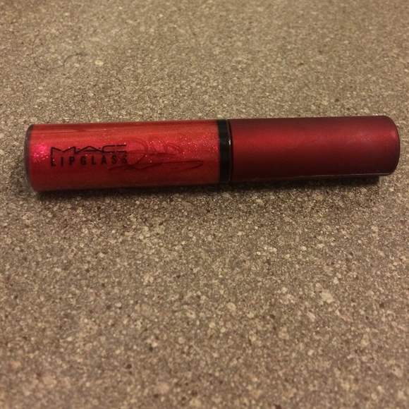 MAC Rihanna lipglass