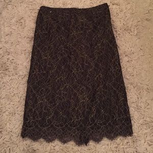 Banana Republic skirt in brown and gold lace