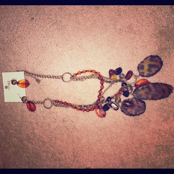 Leopard necklace and earring set!