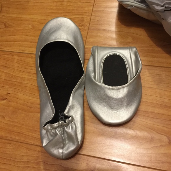 On-the-go Ballet flats with built-in carrying bag