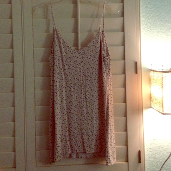 -TRADED!- NWOT Rare Brandy Melville Floral Dress