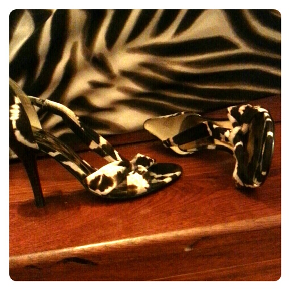 Safari Print Carlos Santana heels