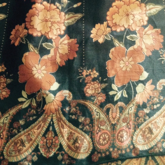 Exquisite material and pattern! - Picture 4 of 4