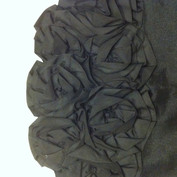 Beautiful black little dress! - Picture 2 of 2