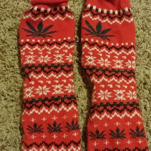 Christmas weed socks, UO