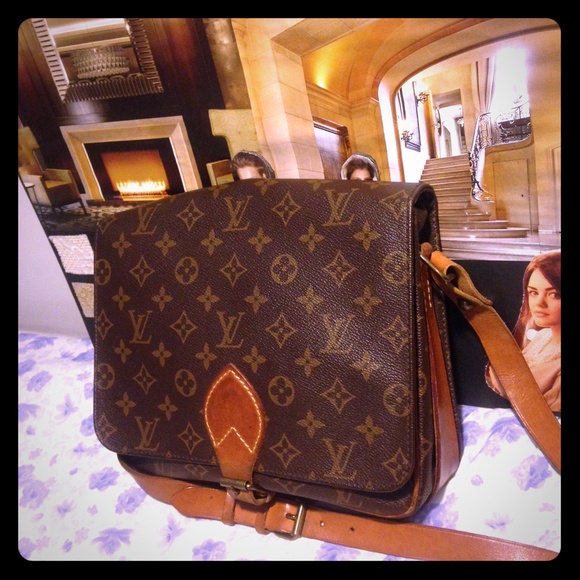 Authentic Louis Vuitton Cartouchiere
