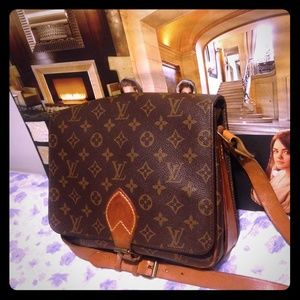 Authentic Louis Vuitton Cartouchiere
