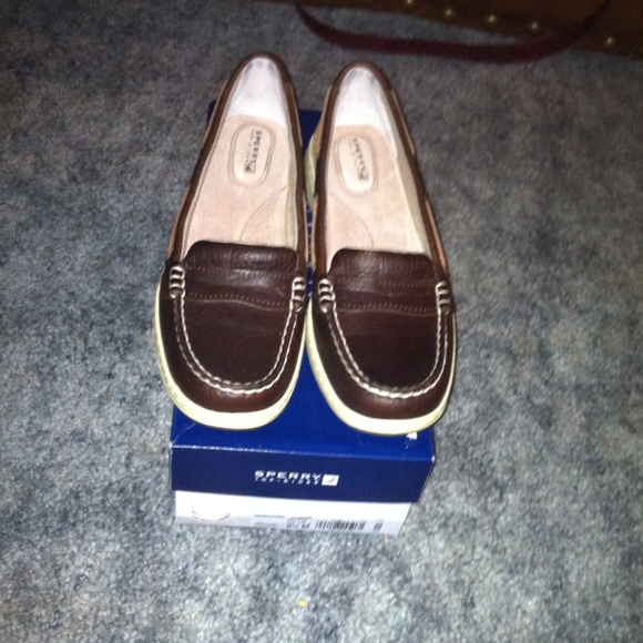 Sperry top siders