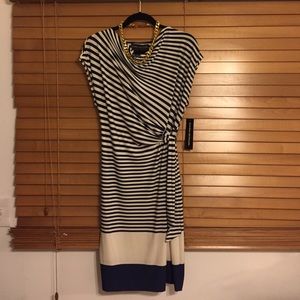 ❗️❗️SOLD❗️❗️❗️Donna Morgan striped dress💋