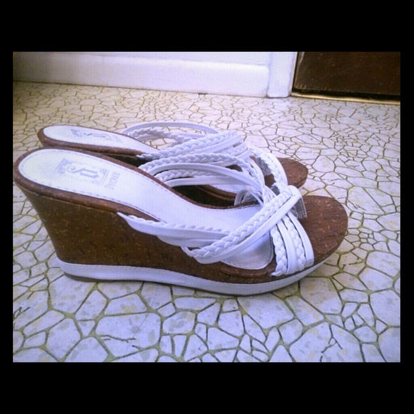 Wedge sandals