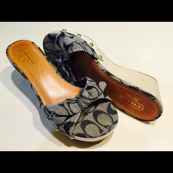 Coach Wedges