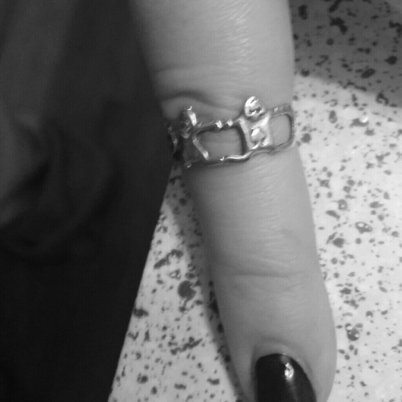 Alice and Wonderland ring