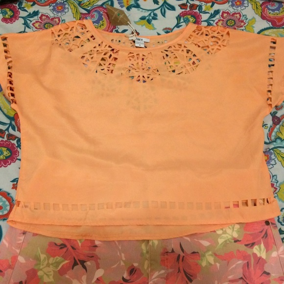 Bar III Laser Cut Top