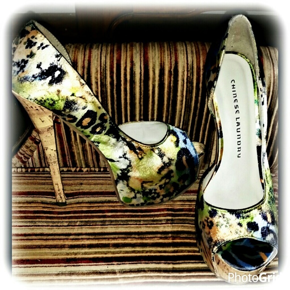 Multi color high heel peep toe pump