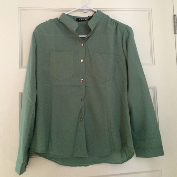 Olive green chiffon blouse. Nwt