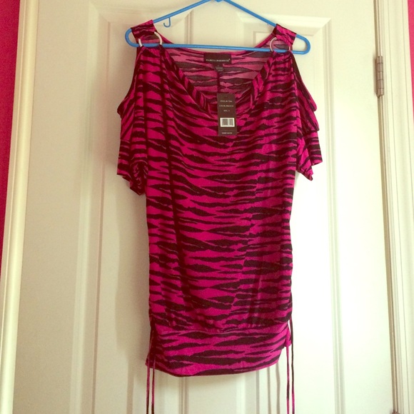 Pink tiger stripped top