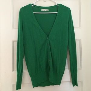 Green Old Navy Sweater
