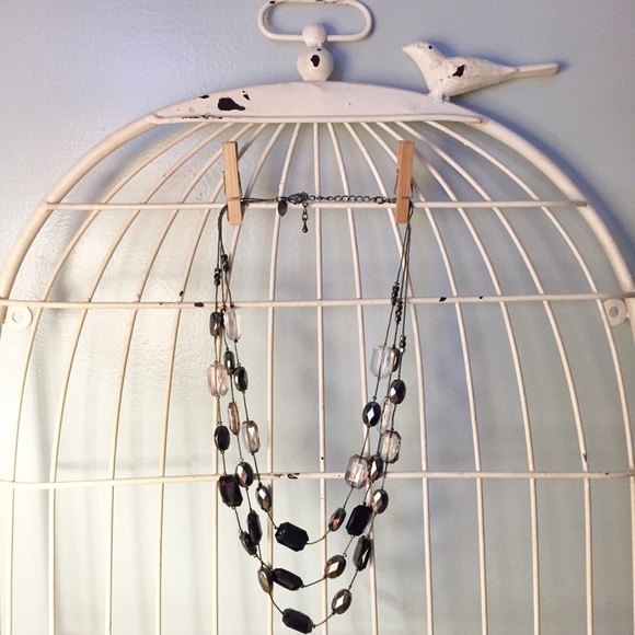 NY&Co 3 strand necklace