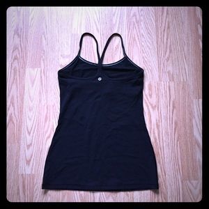 Lululemon black size 6 tank