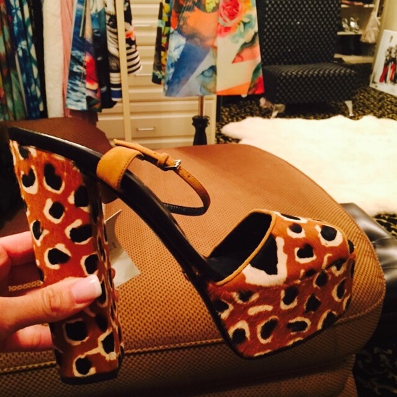 Gucci pony hair heels