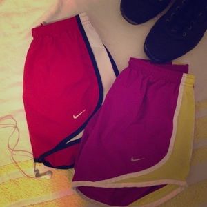 Women's Nike tempo running shorts