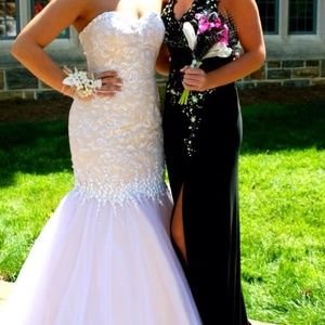 White an nude prom dress for sell, only worn once