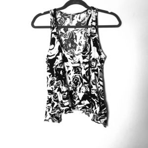 Black & white floral crop top