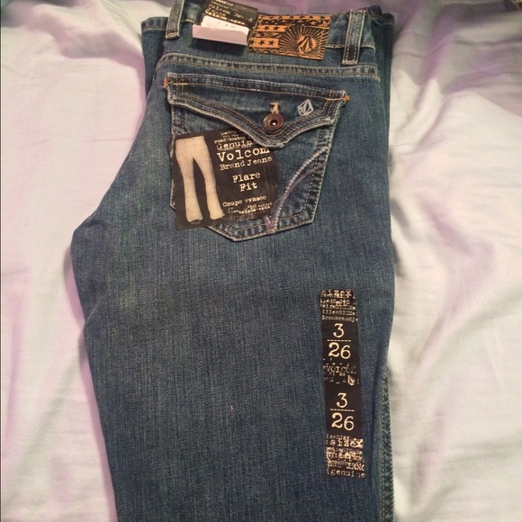 TRADED - Picture 1 of 3