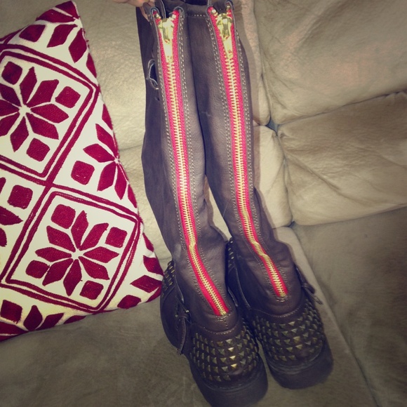 Charlotte Russe boots