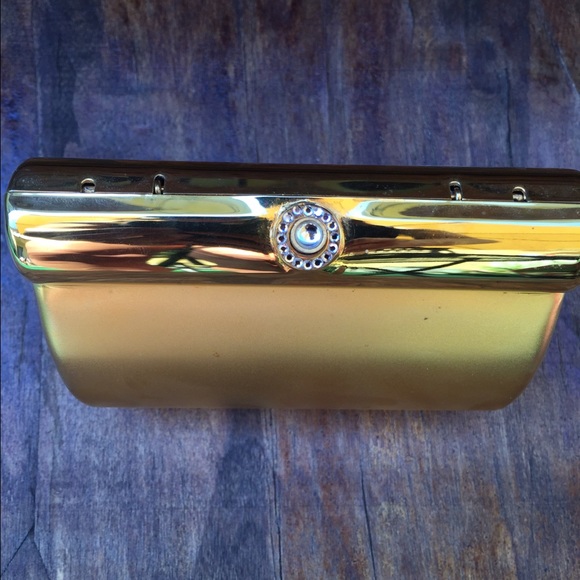Gold evening clutch with handle and chain - Picture 2 of 4