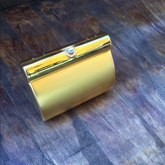 Gold evening clutch with handle and chain - Picture 4 of 4