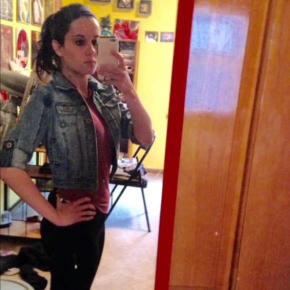 Quarter sleeve denim jacket - Picture 4 of 4