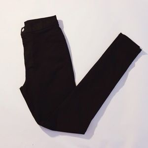 NWT Brandy Melville Jeans