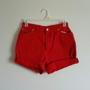 ❎SOLD ON VINTED❎Red high waisted shorts