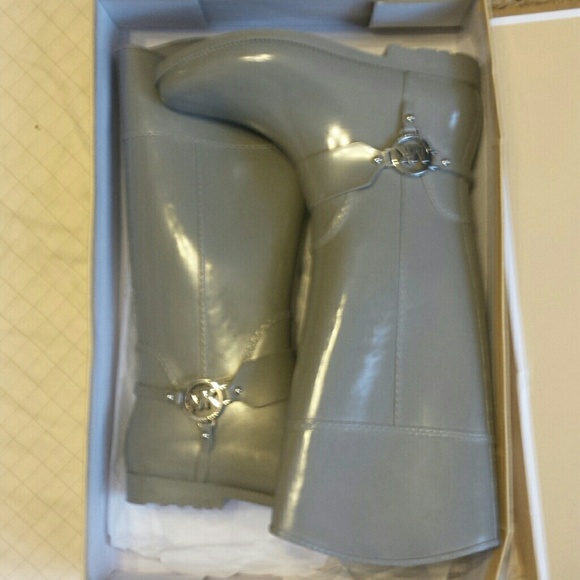 Sold. Michael kors fulton harness tall rainboot - Picture 2 of 2