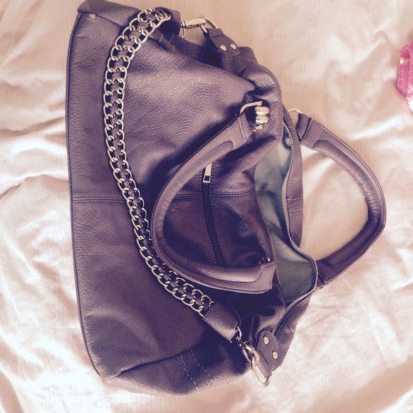 Purple soho bag with gold chain!