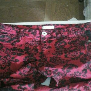 CANDIES  SZ  9 RED BLACK PRINT JEANS
