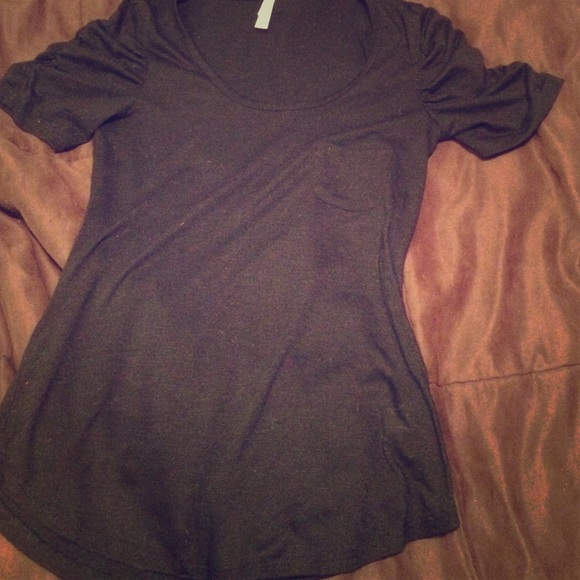 Black ruched sleeve top