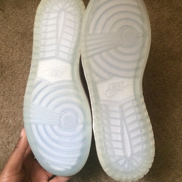 Jordan 1 BHM - Picture 3 of 4