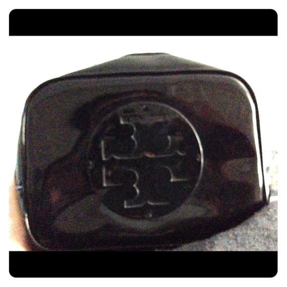 Tory burch makeup case