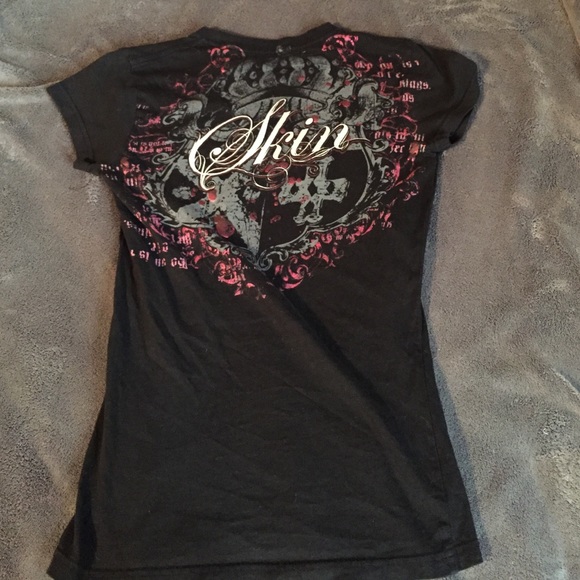 Top - Picture 2 of 2