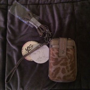Phone wristlet