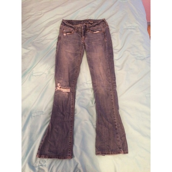 American eagle jeans!